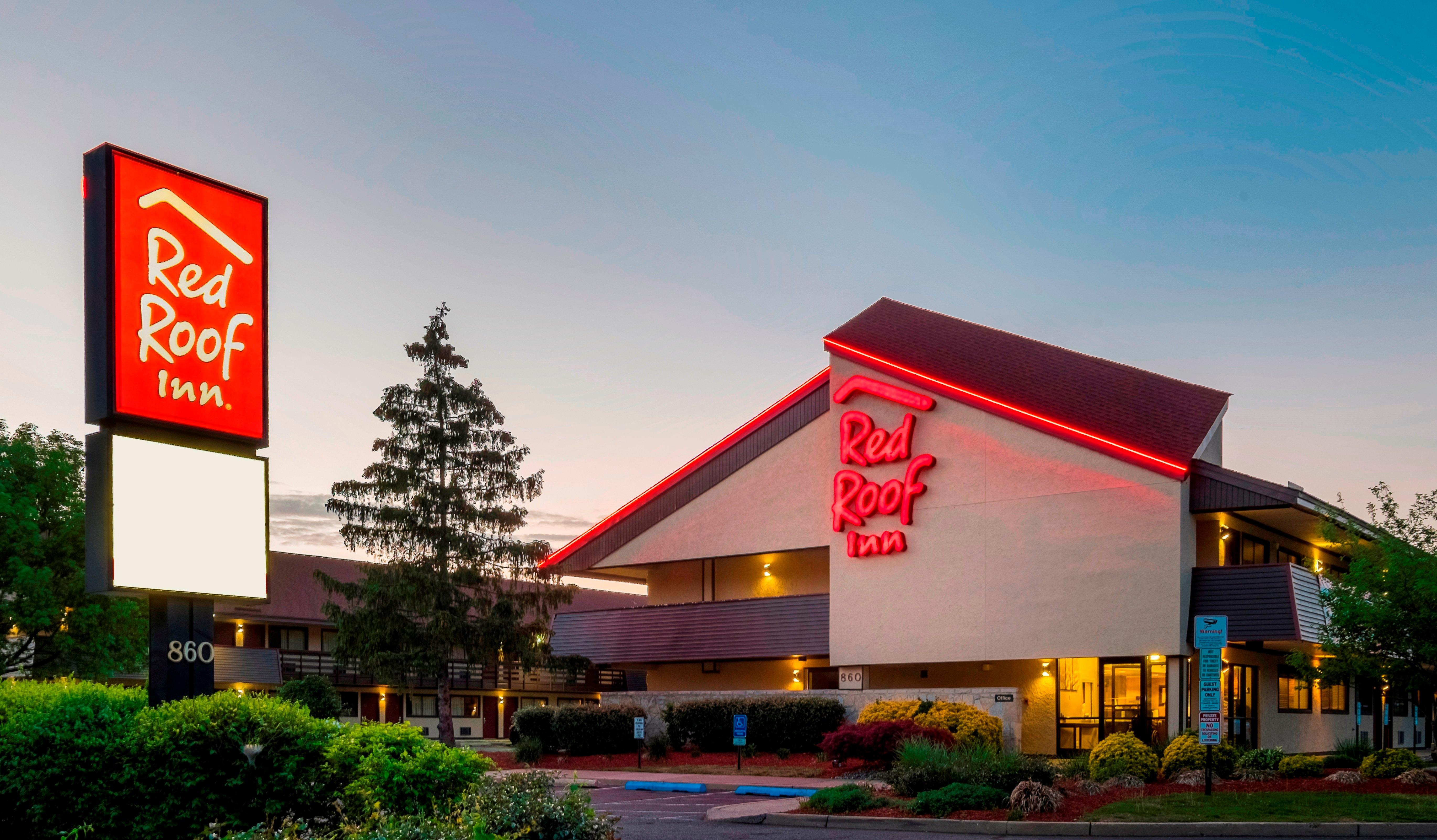 Red Roof Inn Edison Exterior photo