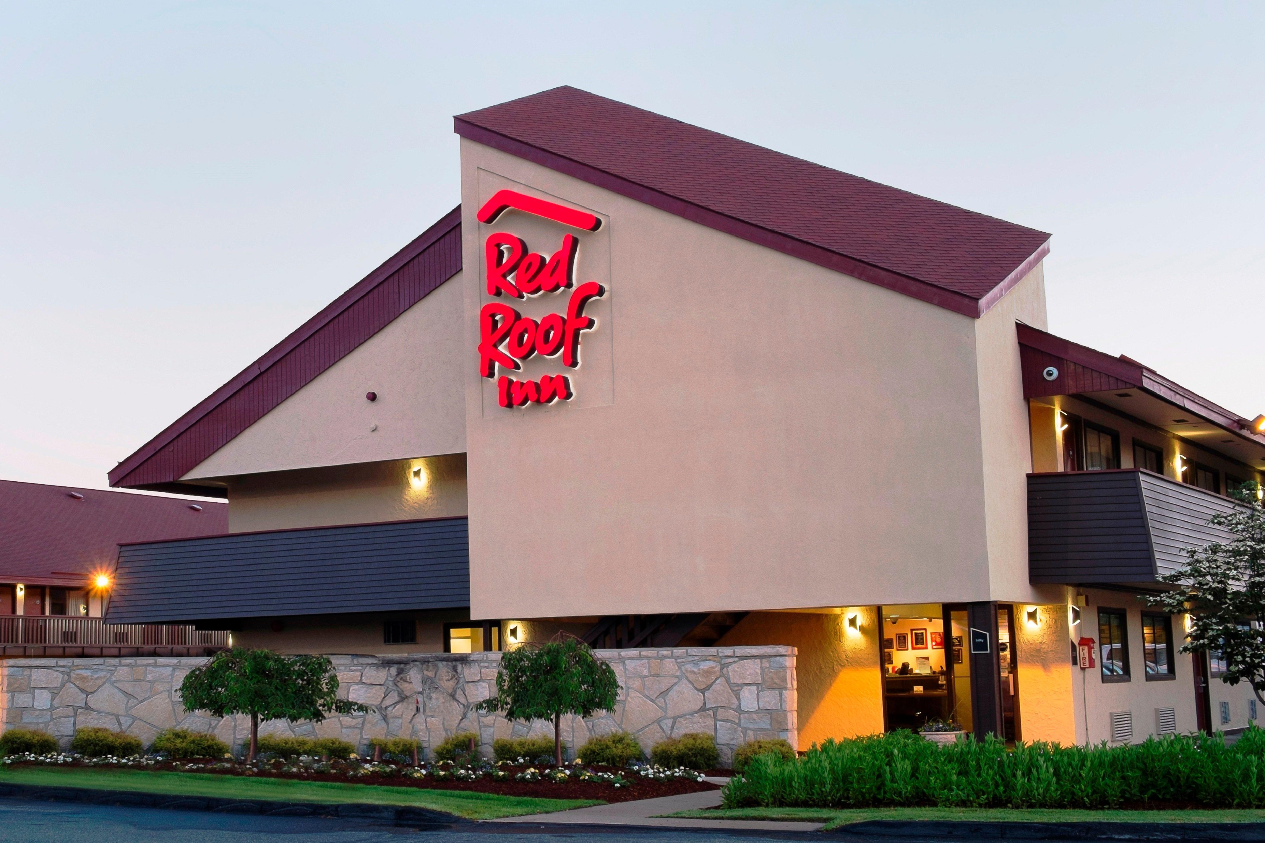 Red Roof Inn Edison Exterior photo